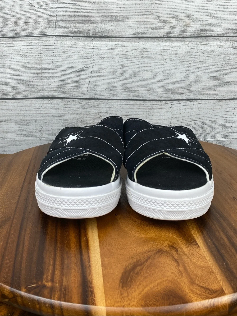 Converse one star